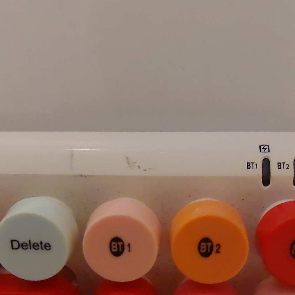 Colorful Round Keycap Keyboard - Picture 4 of 5